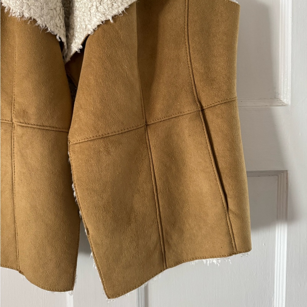 TALBOTS Faux Suede Sherling Sherpa Drape Tan Vest Large - Picture 3 of 6